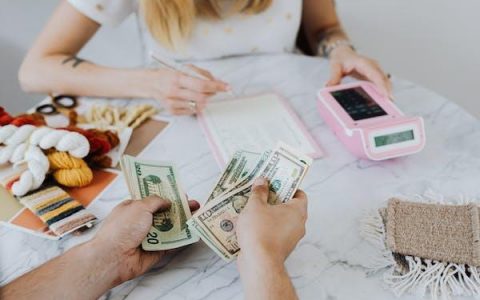 利仁科技敲钟深主板，鋆昊资本助力中国智造