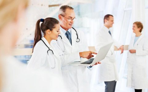 综合性健康医疗集团-广州华银康医疗集团人力资源管理系统成功验收