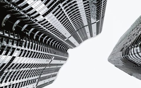DeepSeek式的AI味，越来越让人受不了了