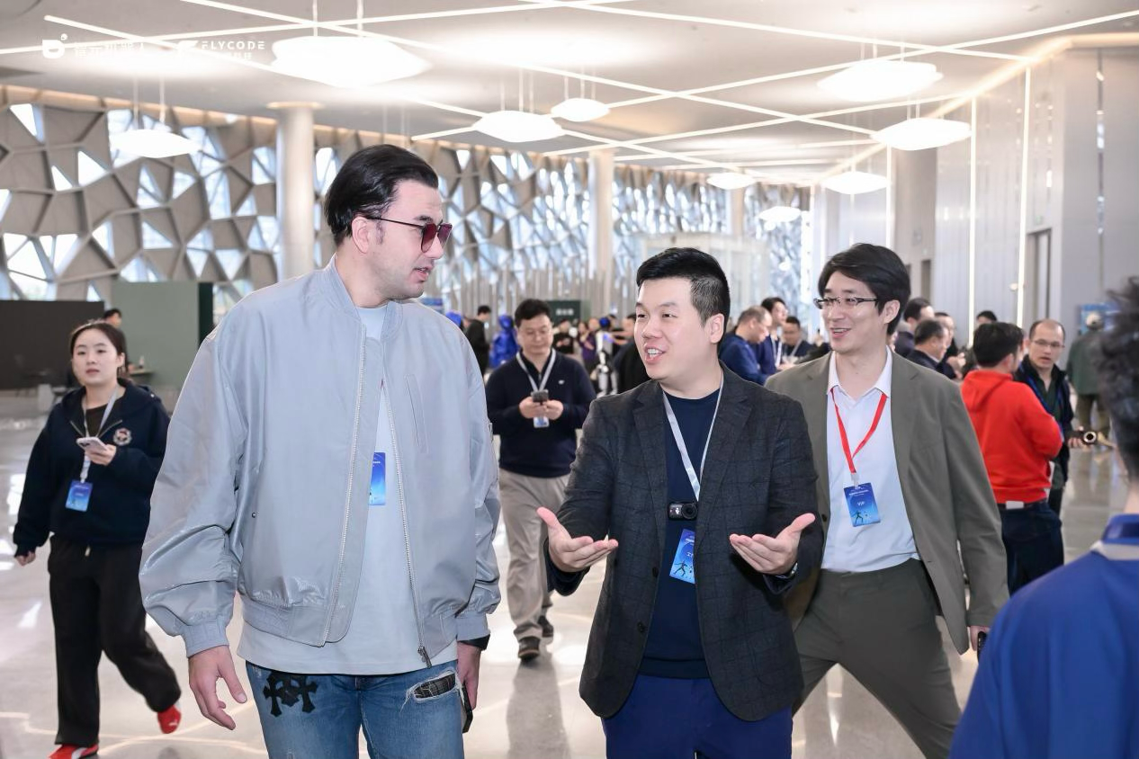 技术、运营、订单全链路扶持!智元成立机器人租赁生态联盟