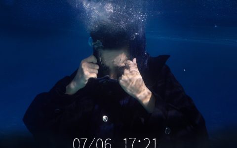 大麦发布王俊凯“当·潮汐漫溢”巡回演唱会购票提醒，将实行“强实名”入场
